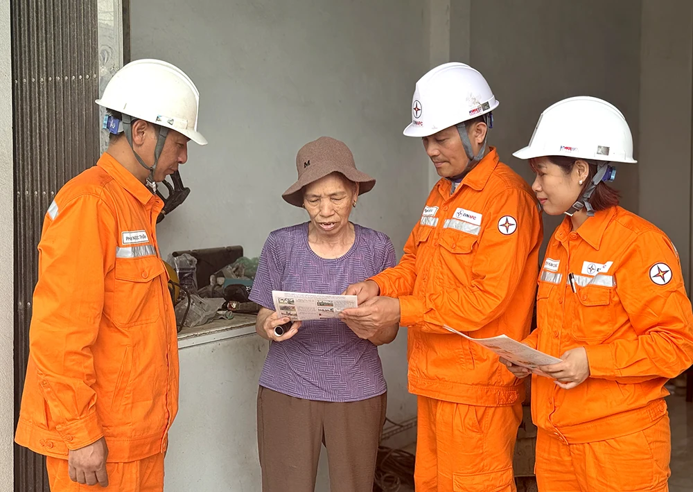 Xây dựng văn hóa tiết kiệm điện