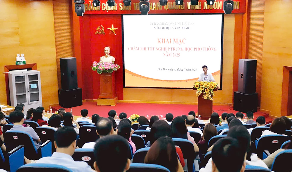 Khai mạc Hội đồng chấm thi tốt nghiệp THPT năm 2025