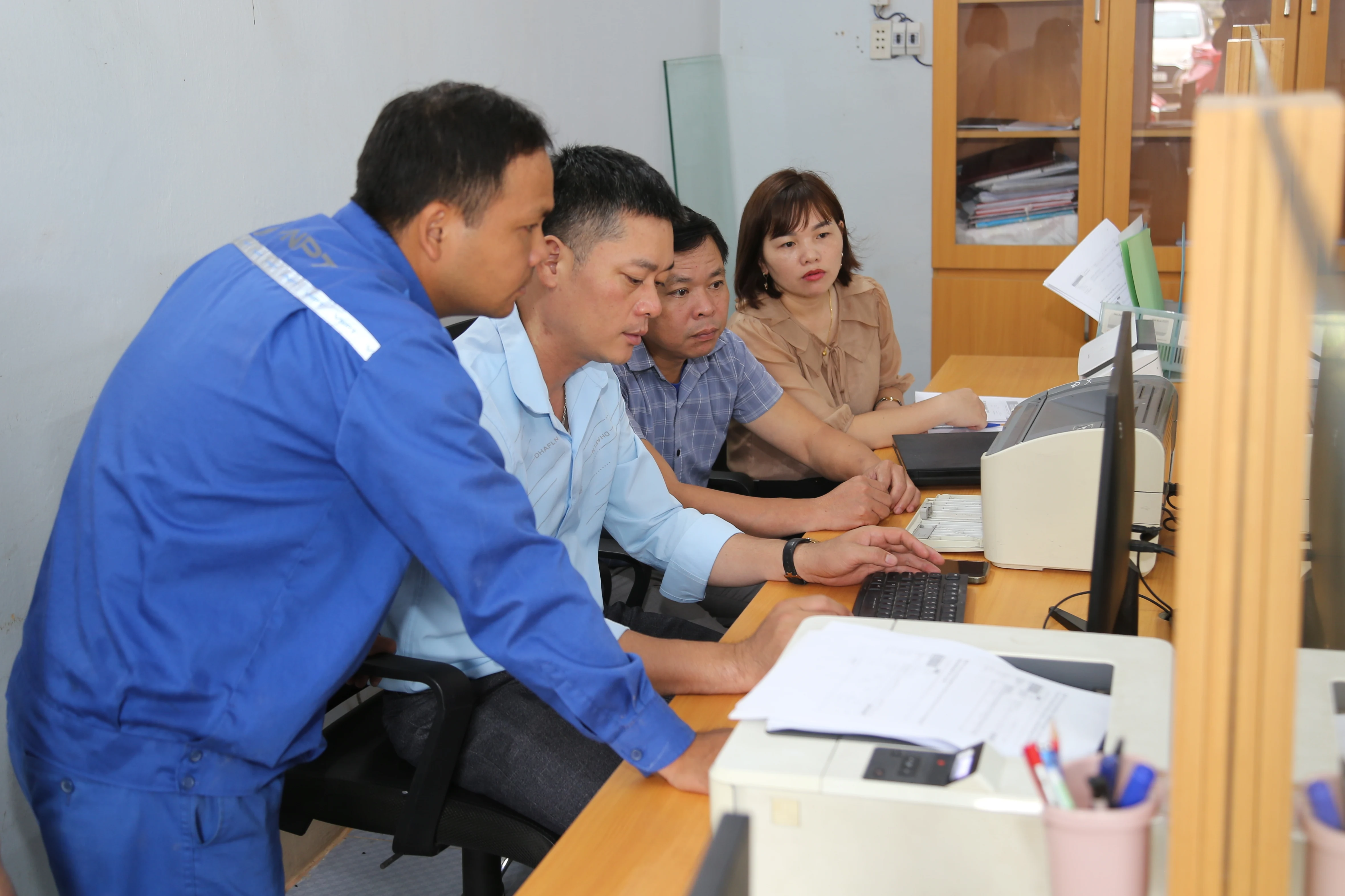 Ngày đầu vận hành mô hình chính quyền hai cấp: Điều hành linh hoạt, người dân hài lòng