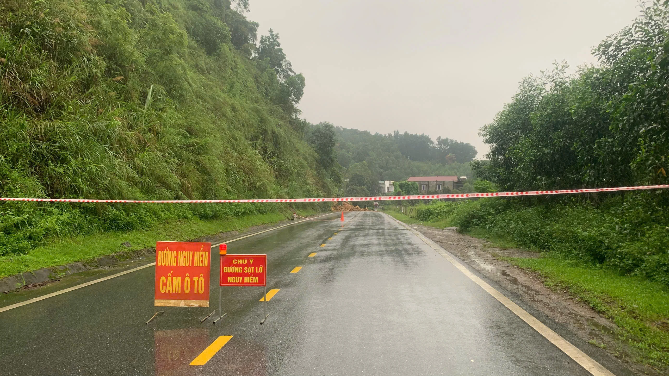 Thông báo phân luồng, tổ chức giao thông trên tuyến Quốc lộ 70B