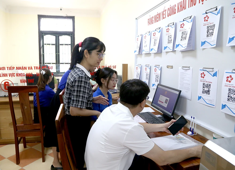 Những ngày đầu vận hành chính quyền hai cấp ở phường Việt Trì