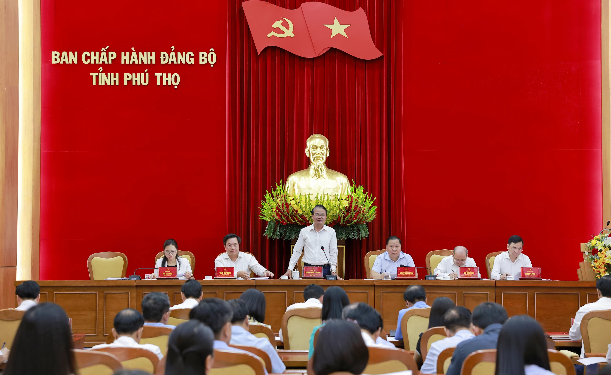 Thường trực Tỉnh ủy làm việc với các cơ quan chuyên trách tham mưu, giúp việc Tỉnh ủy