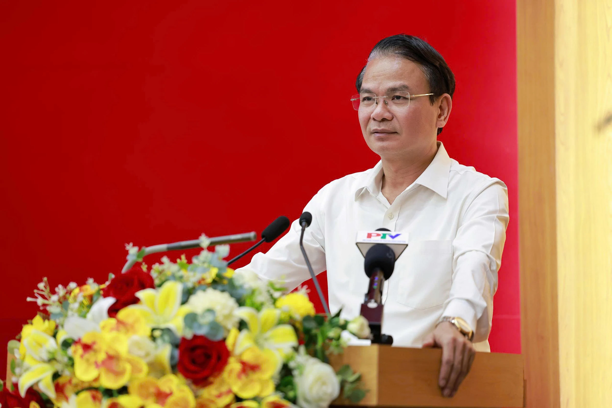 Thường trực Tỉnh ủy làm việc với các cơ quan chuyên trách tham mưu, giúp việc Tỉnh ủy