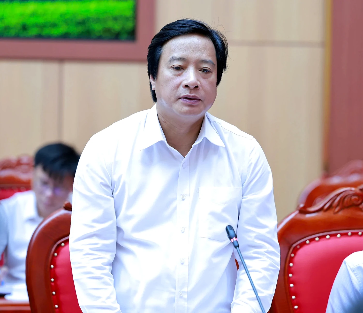 Bí thư Tỉnh ủy Đặng Xuân Phong và Tổ công tác số 1 chỉ đạo, duyệt Văn kiện Đại hội Đảng bộ trực thuộc, Đảng bộ các xã, phường