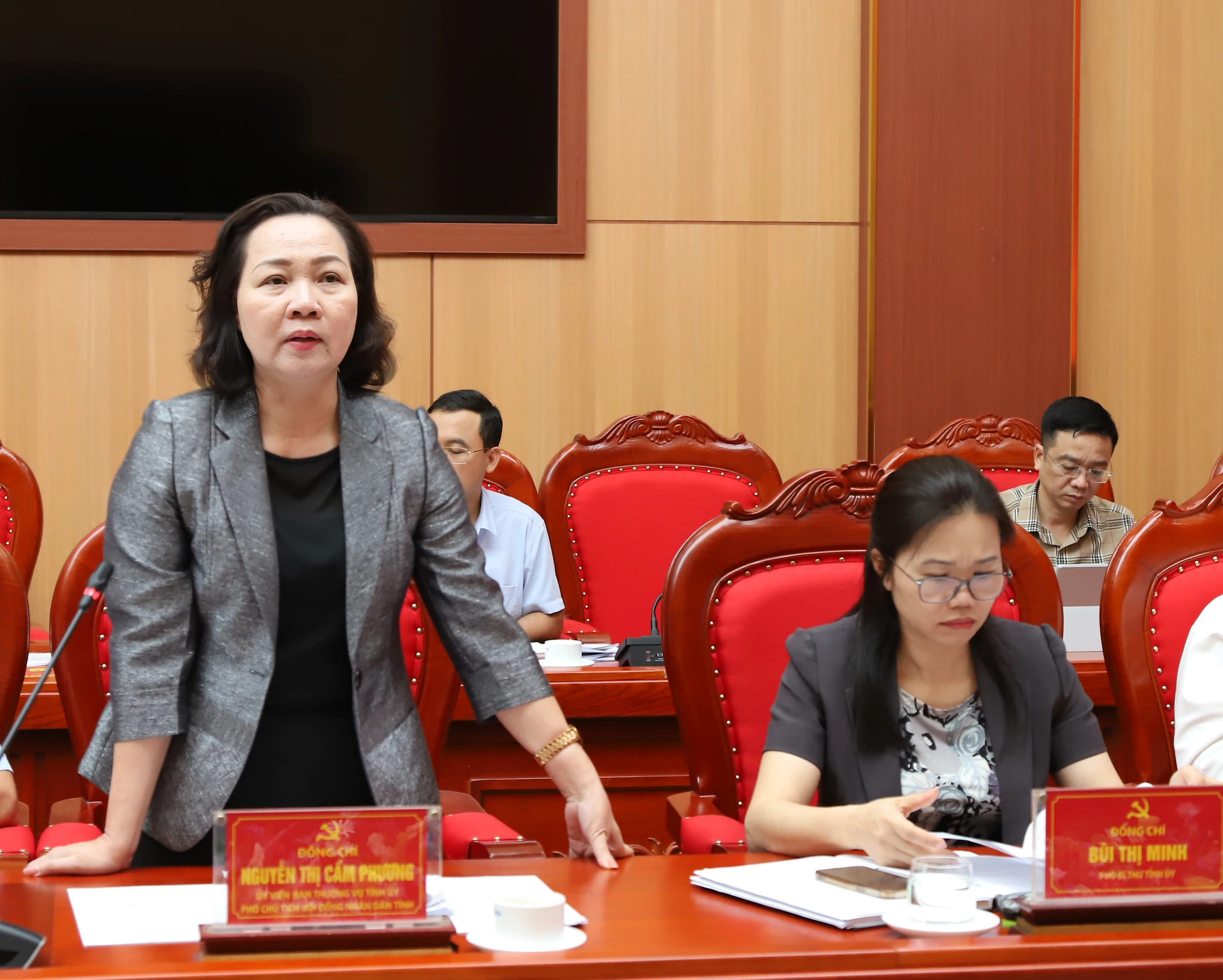 Họp tiểu ban văn kiện Đại hội đại biểu Đảng bộ tỉnh nhiệm kỳ 2025-2030