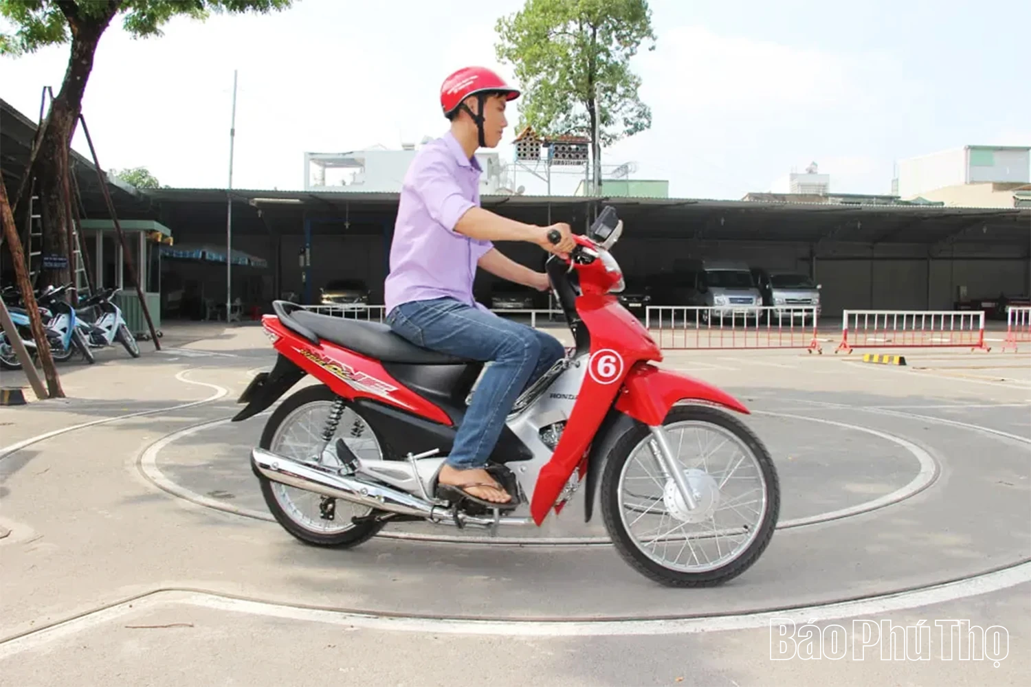 Mở 9 hội đồng thi sát hạch GPLX cho hơn 3.300 thí sinh