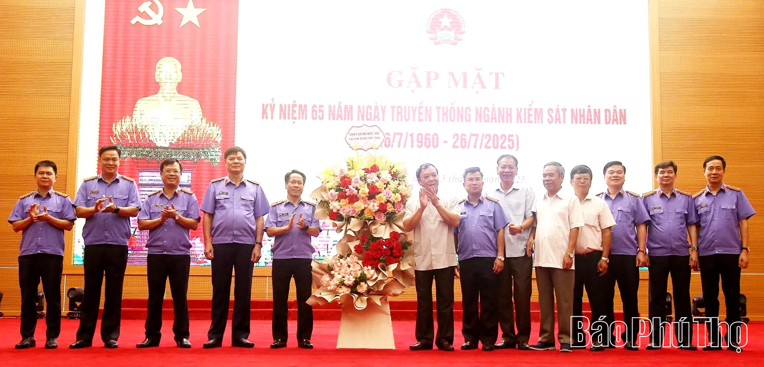 Gặp mặt kỷ niệm 65 năm Ngày truyền thống Ngành Kiểm sát nhân dân