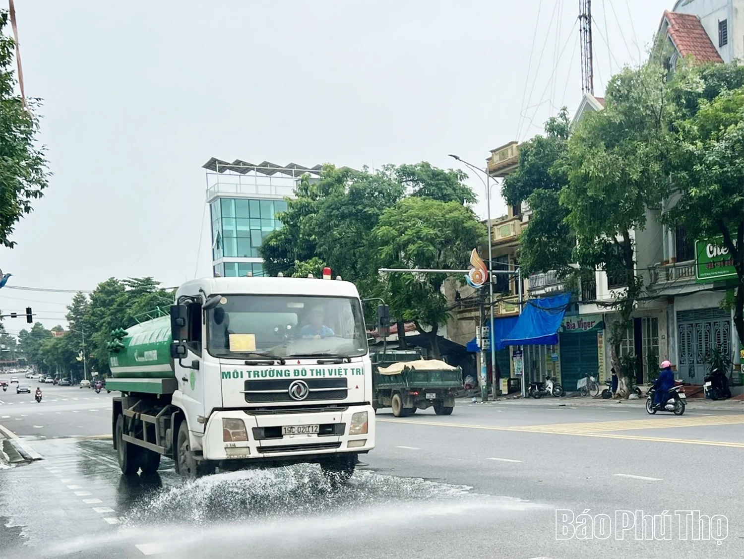 Đảng bộ Công ty Cổ phần Môi trường và Dịch vụ đô thị Việt Trì: Gắn lãnh đạo với xây dựng đô thị xanh, sạch, văn minh