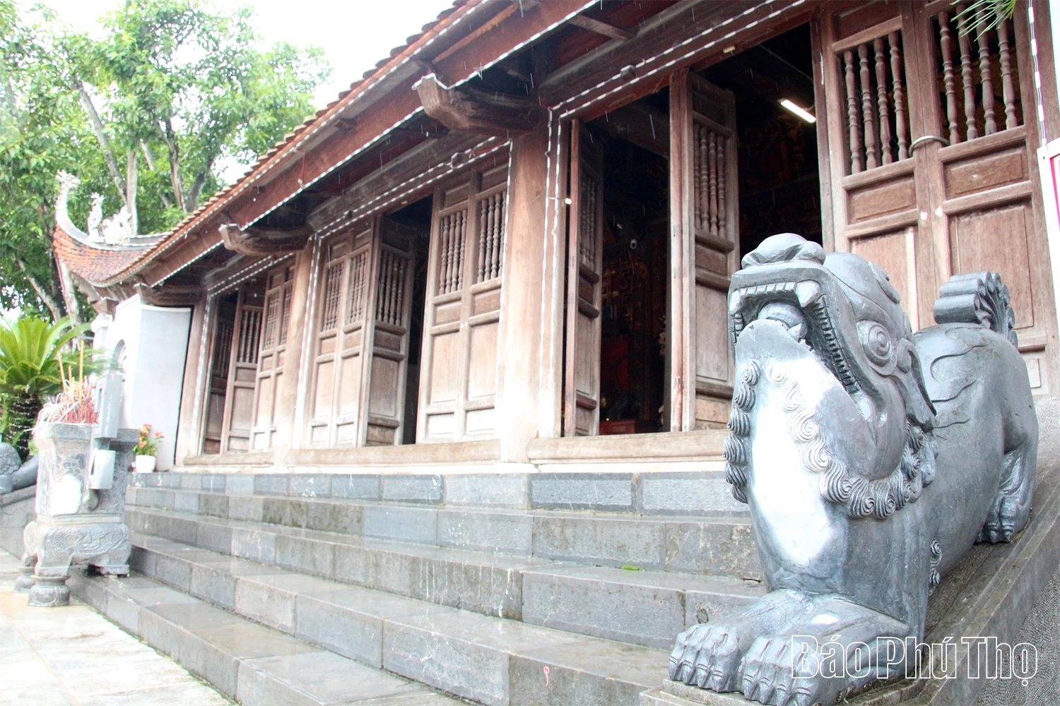 Lăng Sương - huyền tích về nơi đất thiêng sinh thánh