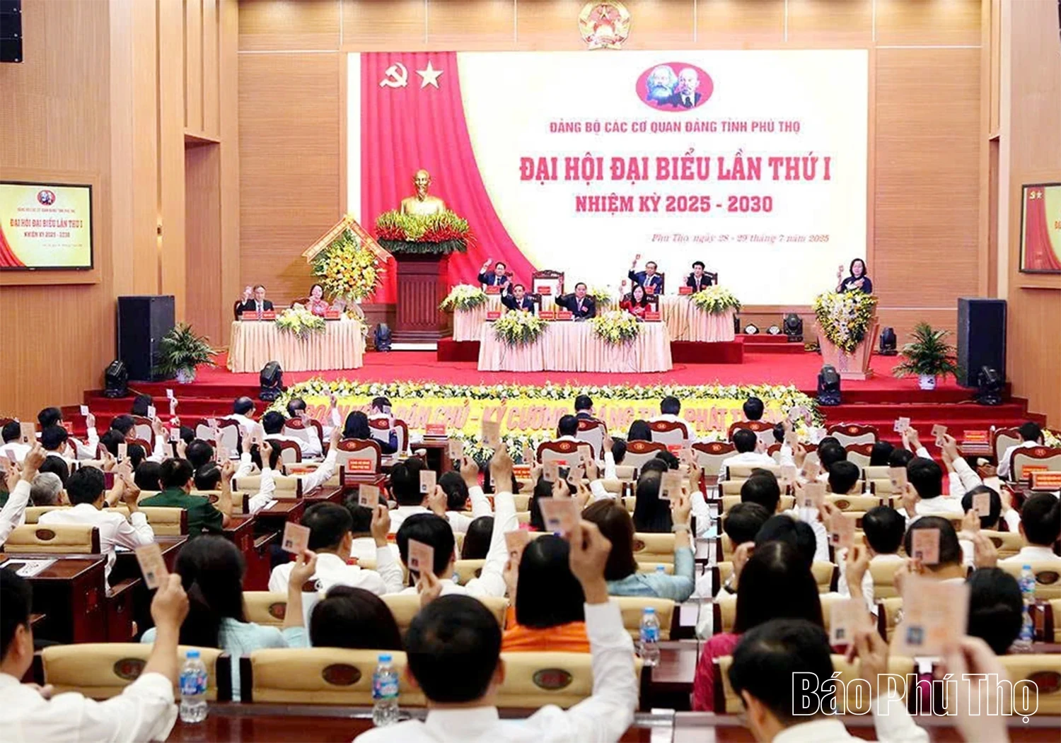 Dự thảo Báo cáo Chính trị Đại hội đại biểu Đảng bộ tỉnh Phú Thọ lần thứ I, nhiệm kỳ 2025-2030