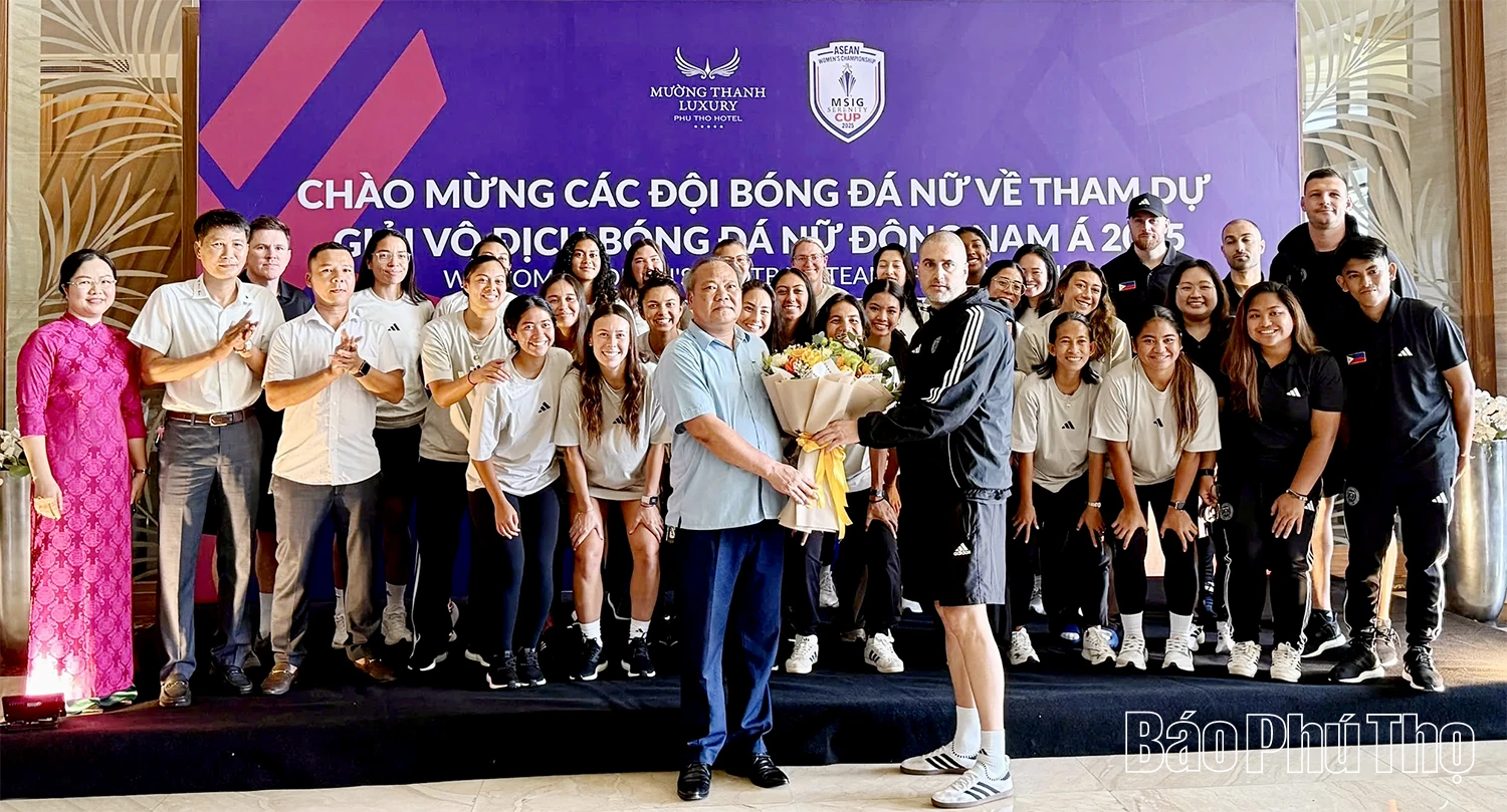 Đội tuyển nữ Philippines đến Phú Thọ