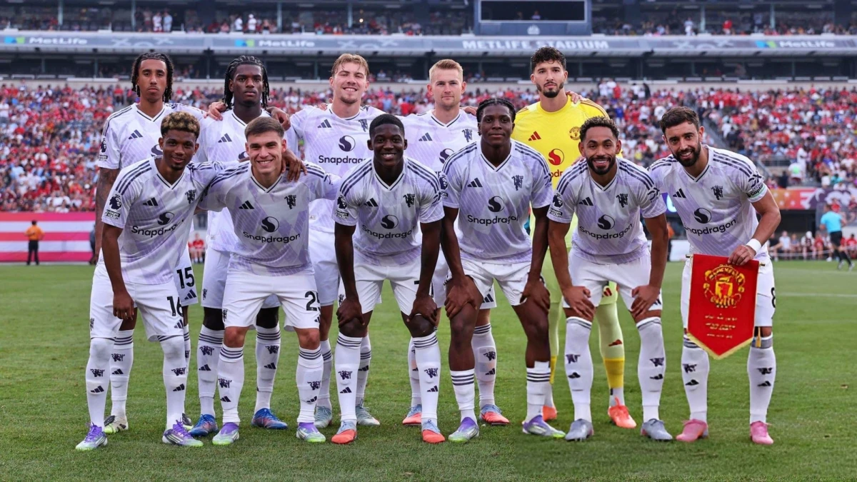 MU “thủng” hàng phòng ngự trước thềm khởi tranh Ngoại hạng Anh 2025/2026