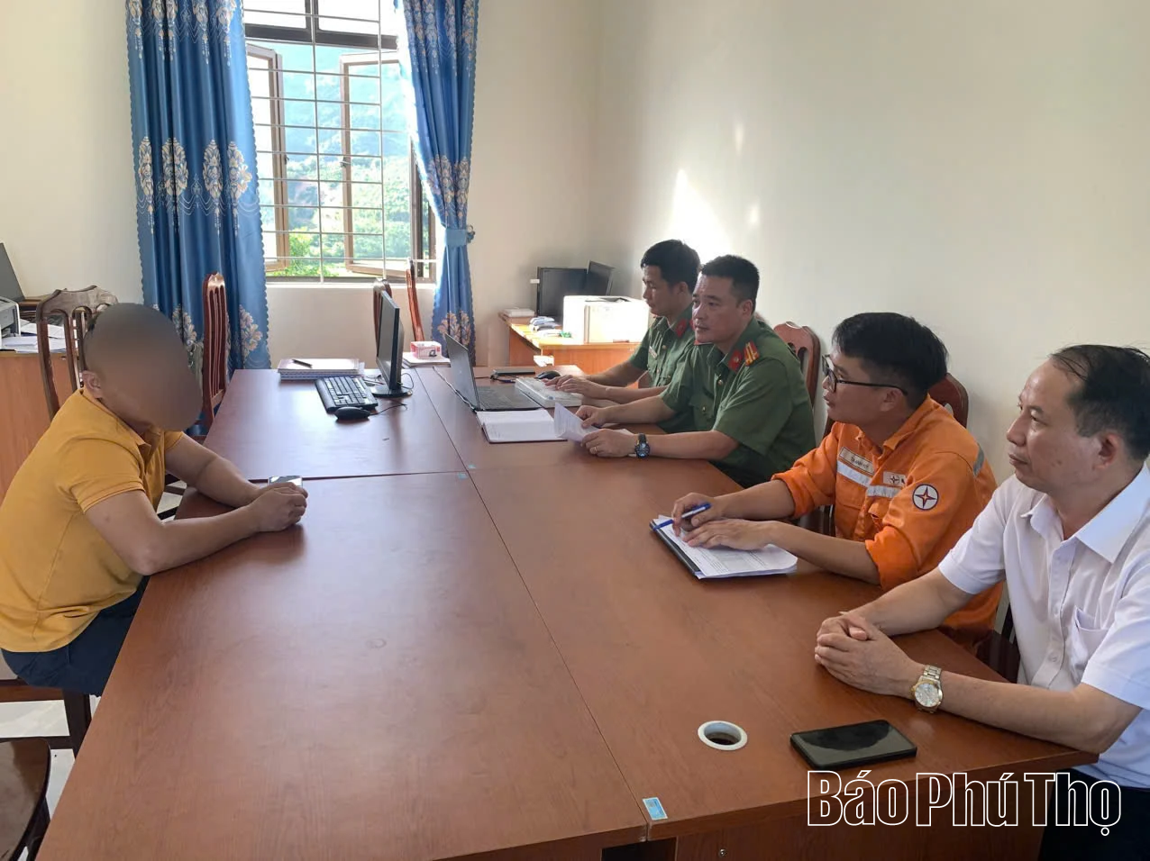 Xác minh, làm rõ hành vi chia sẻ thông tin sai sự thật trên mạng xã hội