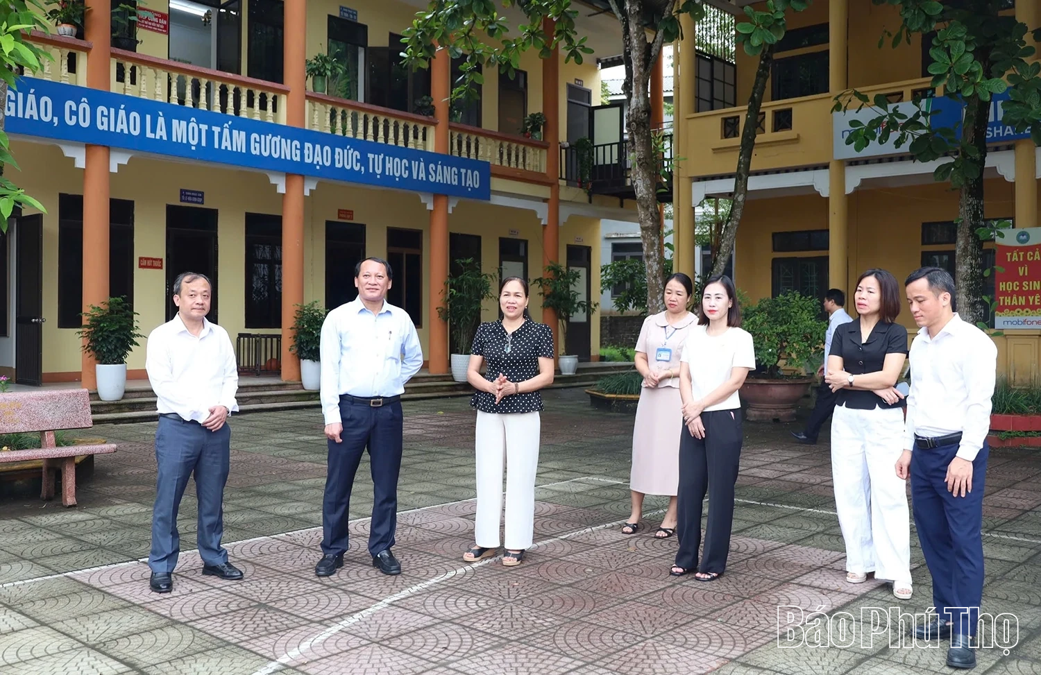 Đoàn công tác Sở Giáo dục và Đào tạo làm việc với xã Phù Ninh