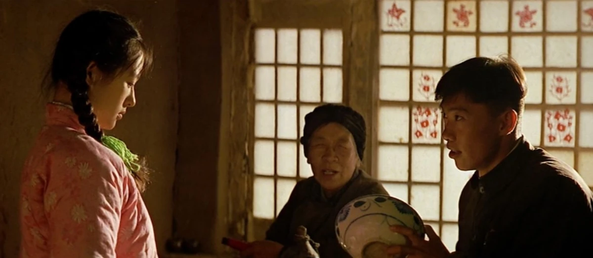 Nhìn lại vẻ đẹp thuần khiết trong lần đầu chạm ngõ điện ảnh của Chương Tử Di