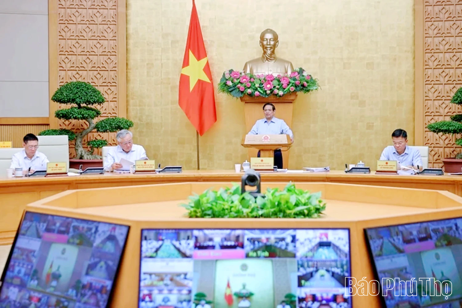 Thủ tướng Chính phủ Phạm Minh Chính: Thúc đẩy các động lực để đạt tăng trưởng 8,3-8,5% năm 2025