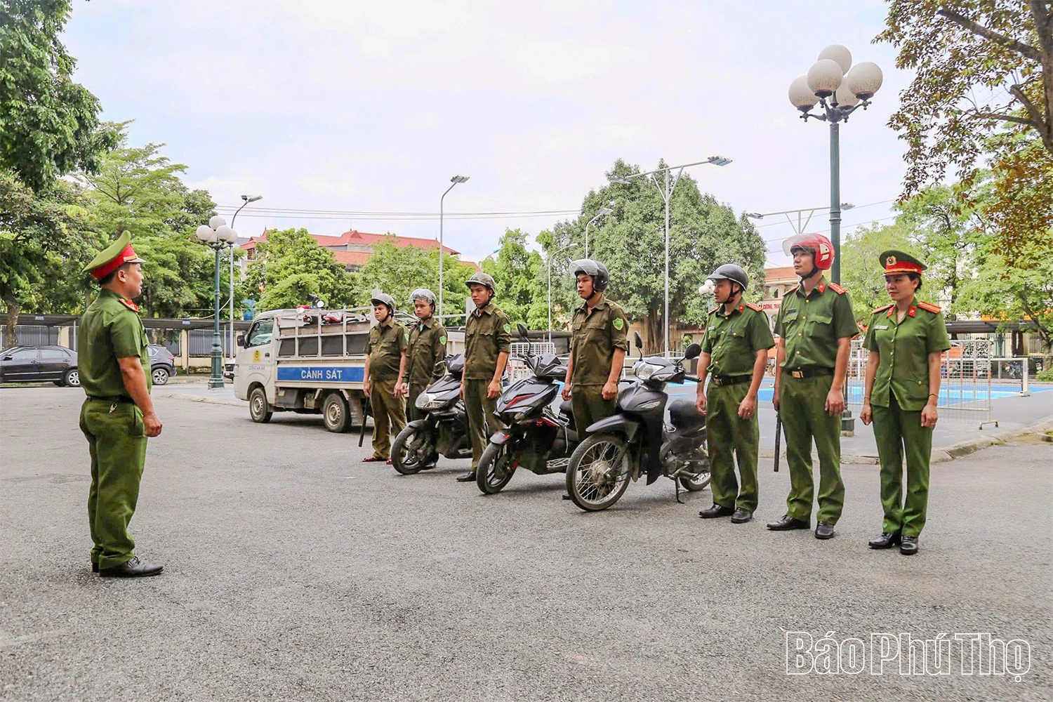 Công an xã Yên Lạc đảm bảo an ninh trật tự sau sáp nhập