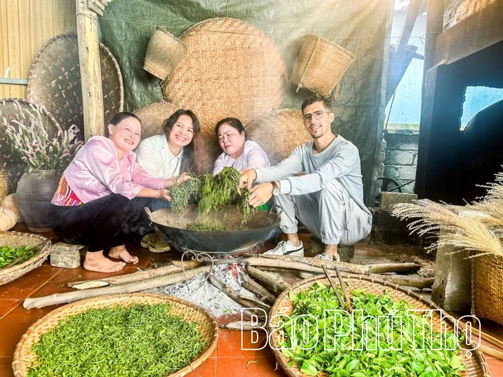 Những phụ nữ đưa hương chè vươn xa