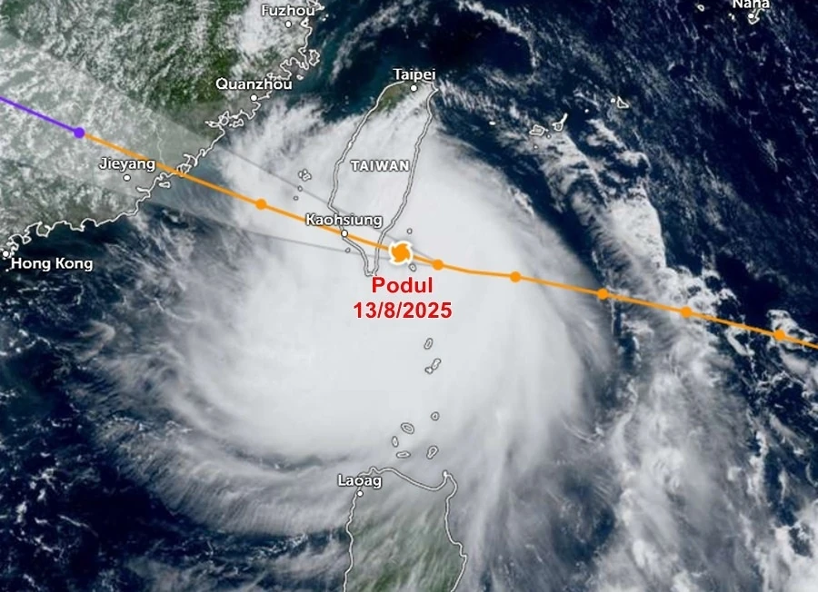 Bão Podul đổ bộ, Đài Loan (Trung Quốc) khẩn trương sơ tán dân