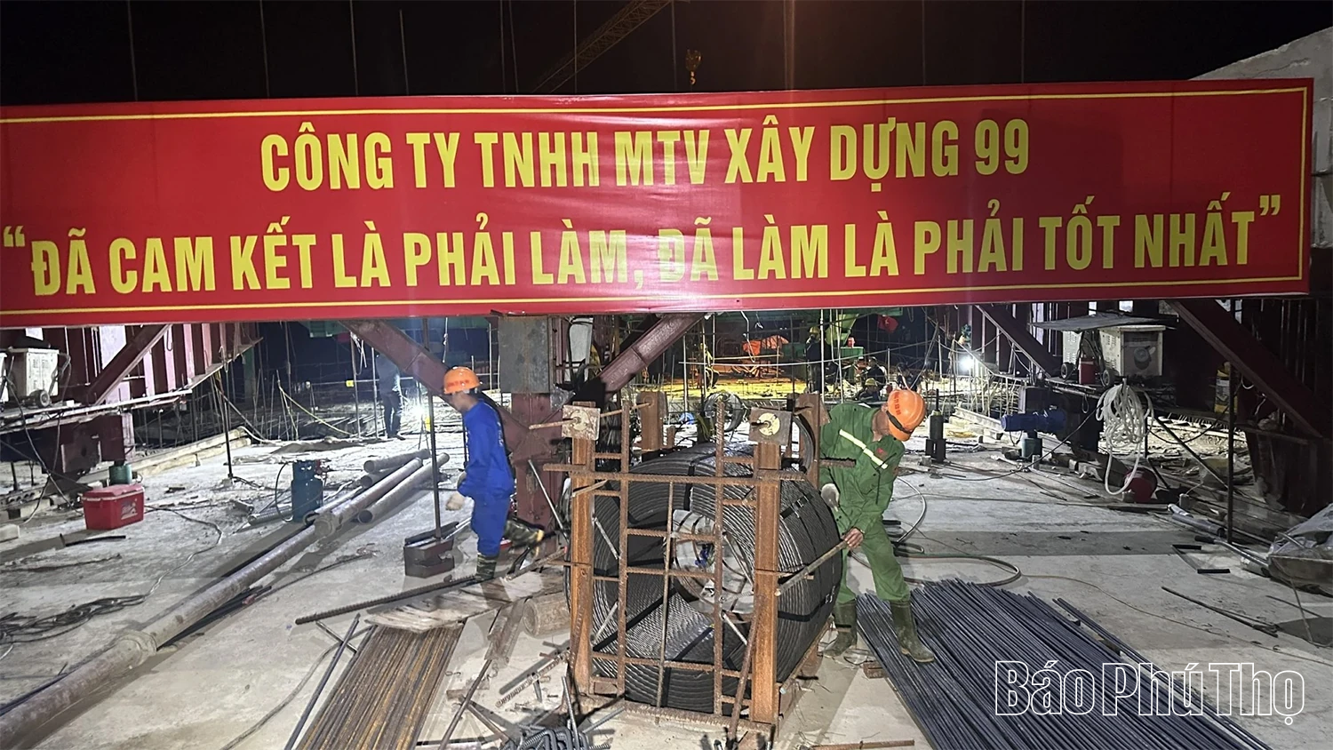Thi công ngày đêm, phấn đấu hợp long cầu Phong Châu vào dịp Quốc khánh mùng 2/9
