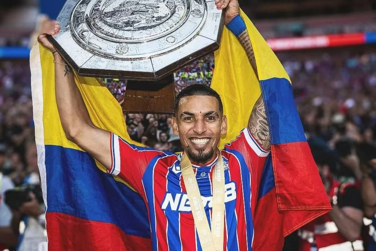 10 ngôi sao bước ra từ vùng tối Ngoại hạng Anh