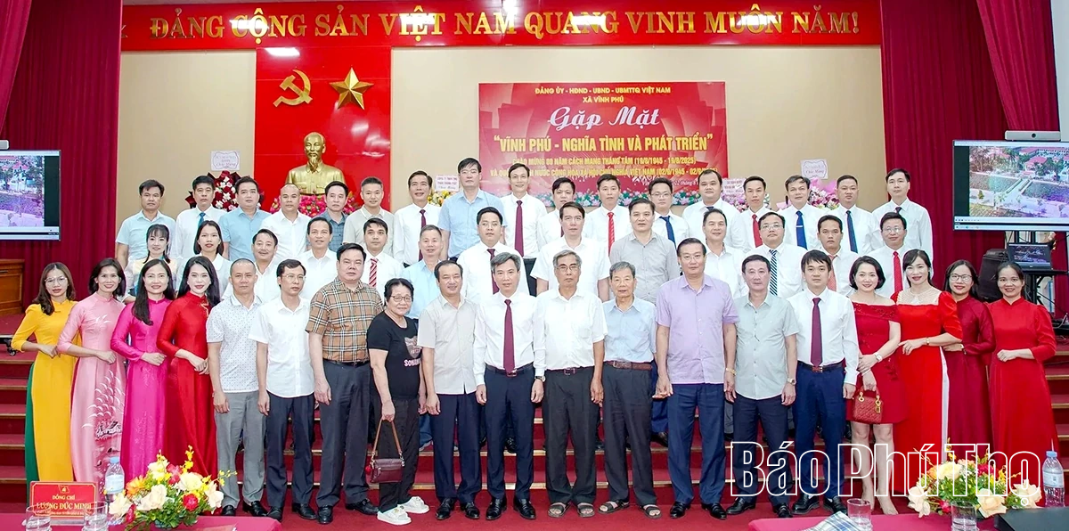 “Xã Vĩnh Phú - Nghĩa tình và phát triển”