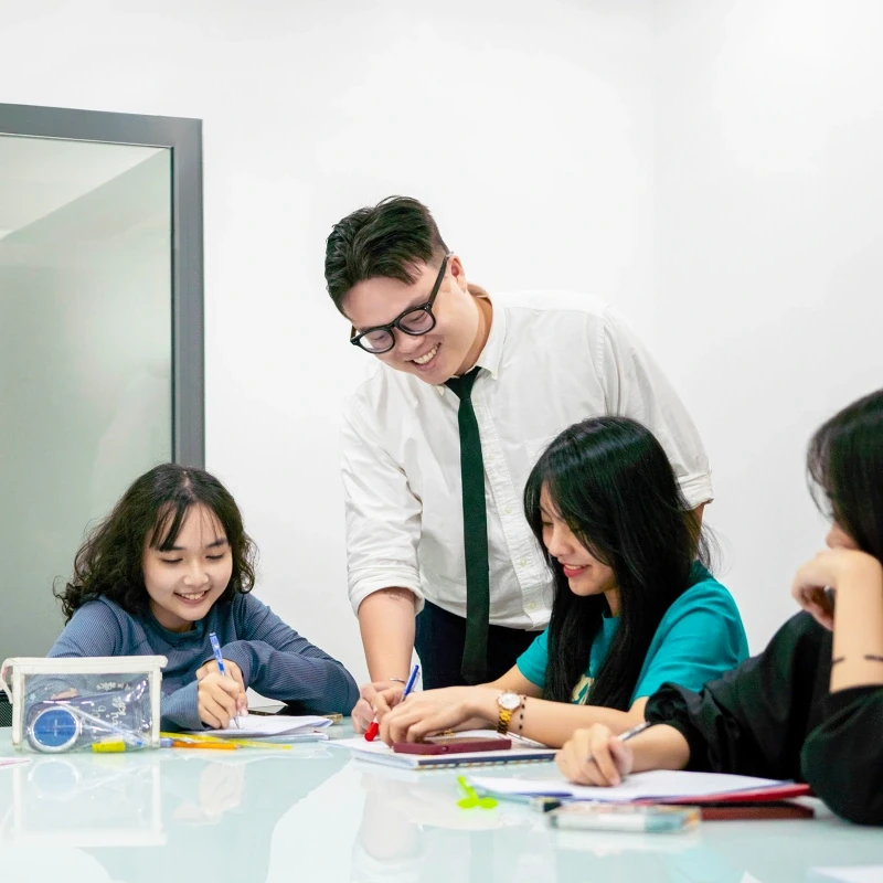 Vietop English: Nơi hội tụ đội ngũ giáo viên IELTS chất lượng cao