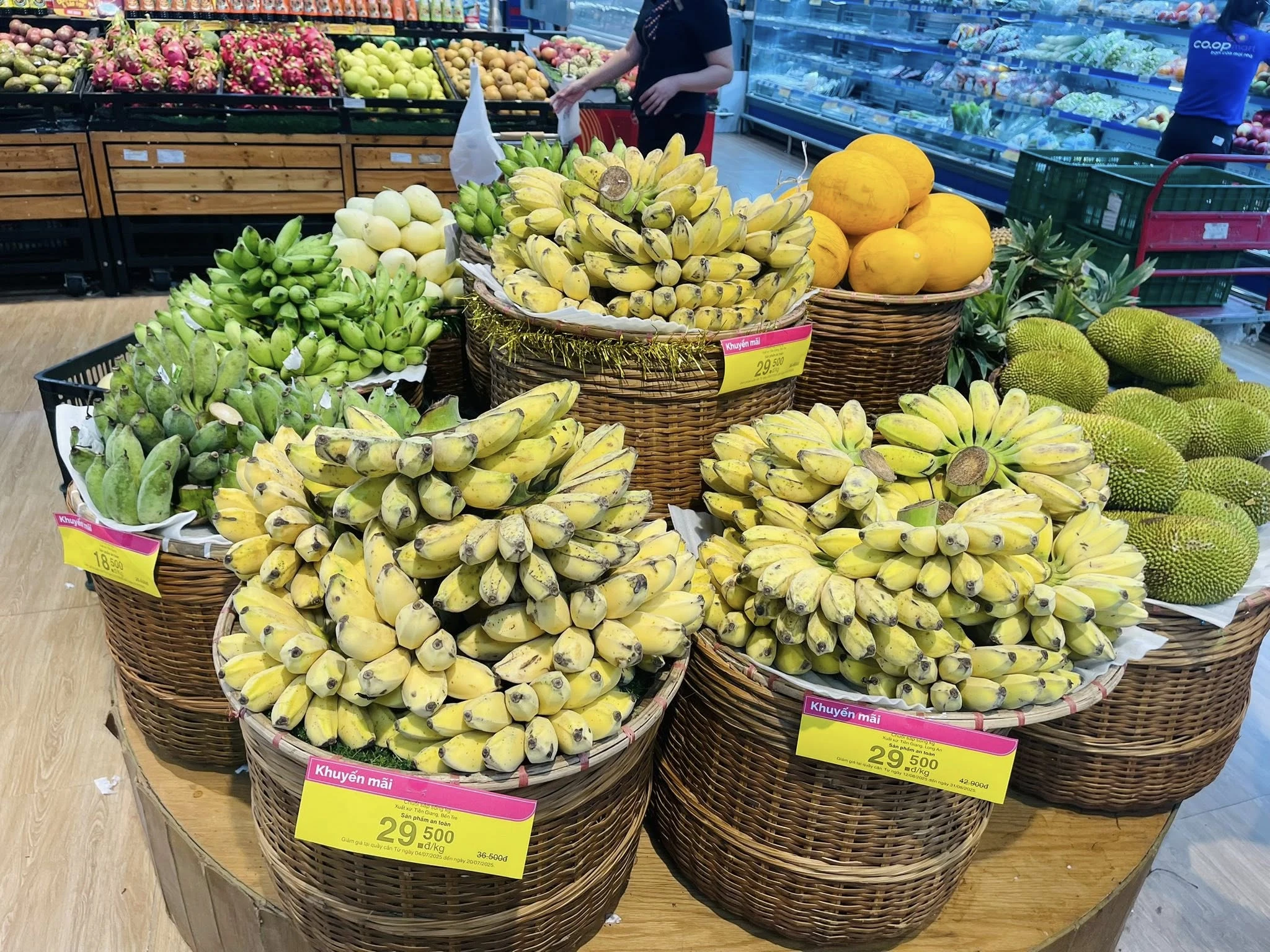 Giá cả thị trường ngày 18/8/2025