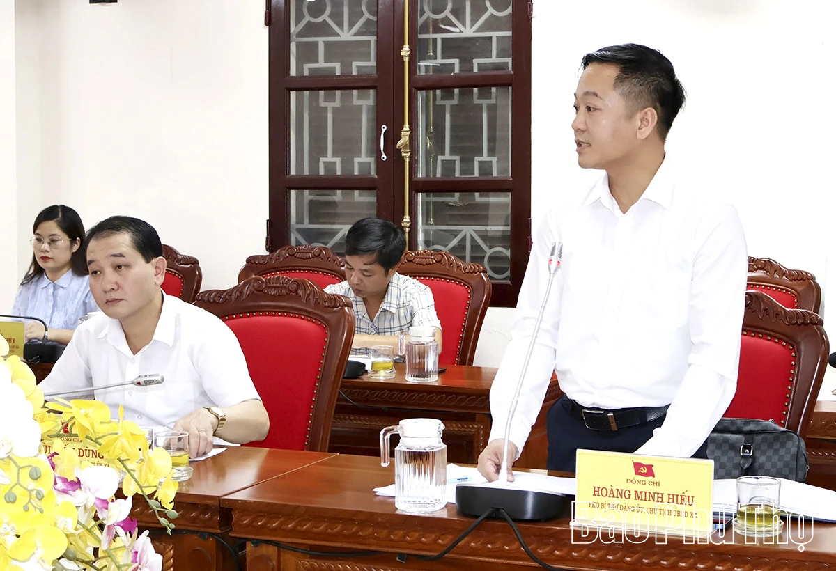 Phó Bí thư Tỉnh ủy Bùi Huy Vĩnh làm việc tại xã Cao Phong về thực hiện chính quyền địa phương 2 cấp