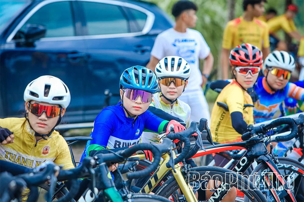 Những pha nước rút thần tốc xe đạp đường trường