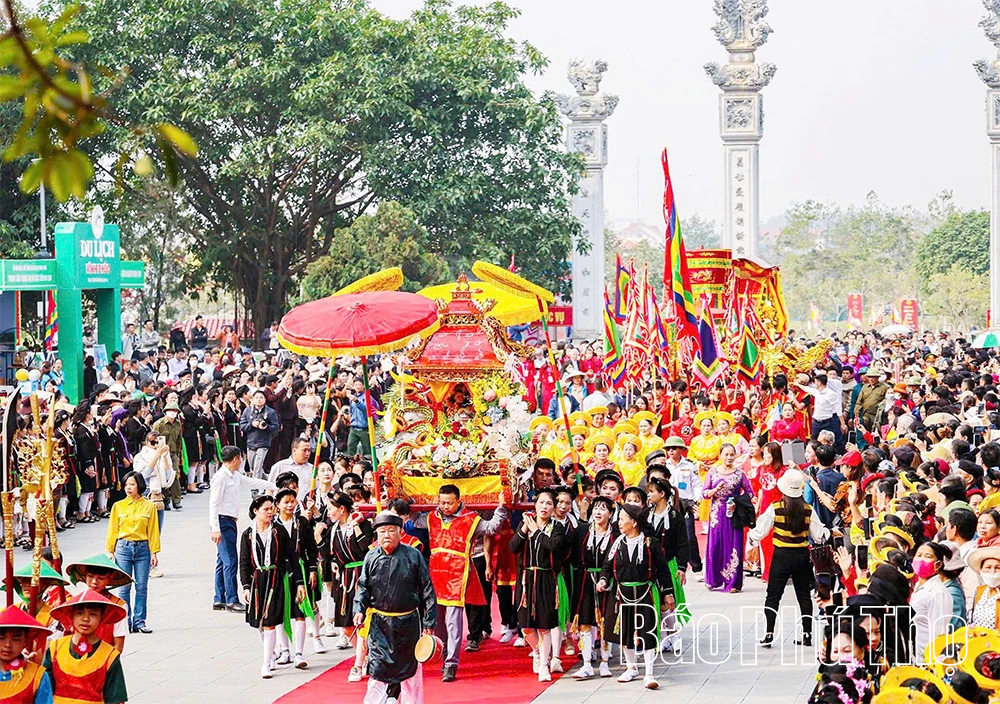 Vị thế mới từ tiềm năng văn hóa, thể thao và du lịch Đất Tổ