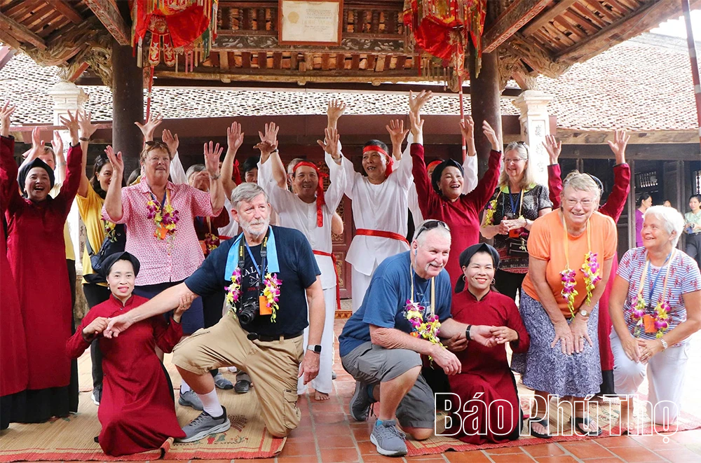 Vị thế mới từ tiềm năng văn hóa, thể thao và du lịch Đất Tổ