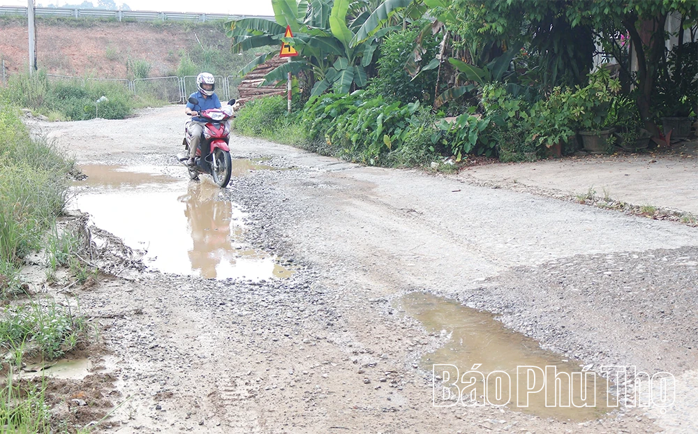 Phát triển giao thông nông thôn góp phần cải thiện đời sống người dân