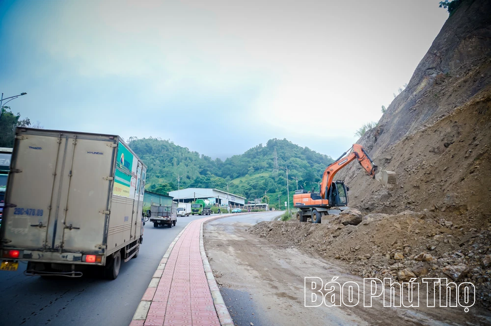 Tập trung khắc phục hậu quả sau bão số 5