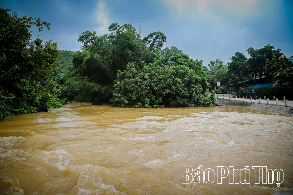 Tập trung khắc phục hậu quả sau bão số 5