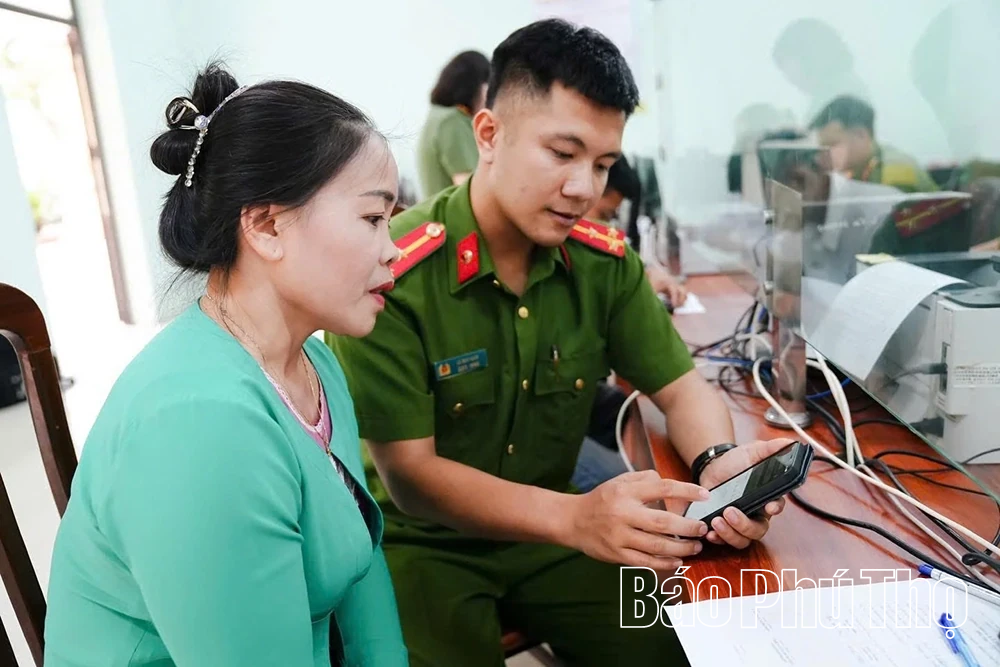 Dịch vụ công trực tuyến “gần dân” hơn