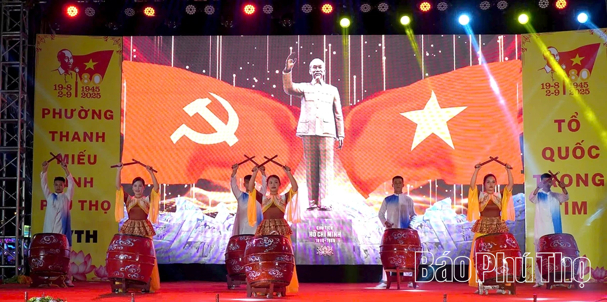 Giao lưu văn nghệ “Tổ quốc trong tim”