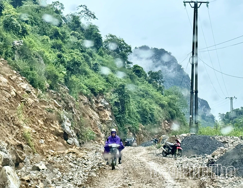 Nhọc nhằn cuộc sống ở bản Đăm