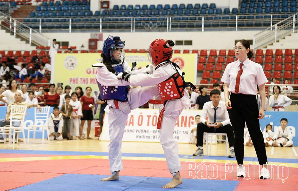 Hơn 400 VĐV tham dự Giải Taekwondo Phú Thọ mở rộng tranh Cúp Hùng Vương