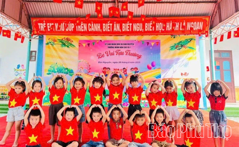 Trường học tổ chức hoạt động ý nghĩa chào mừng ngày Quốc khánh 2/9