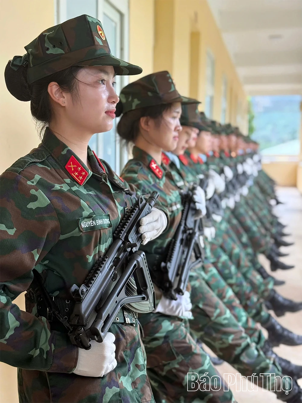 Khúc quân hành rực lửa tự hào