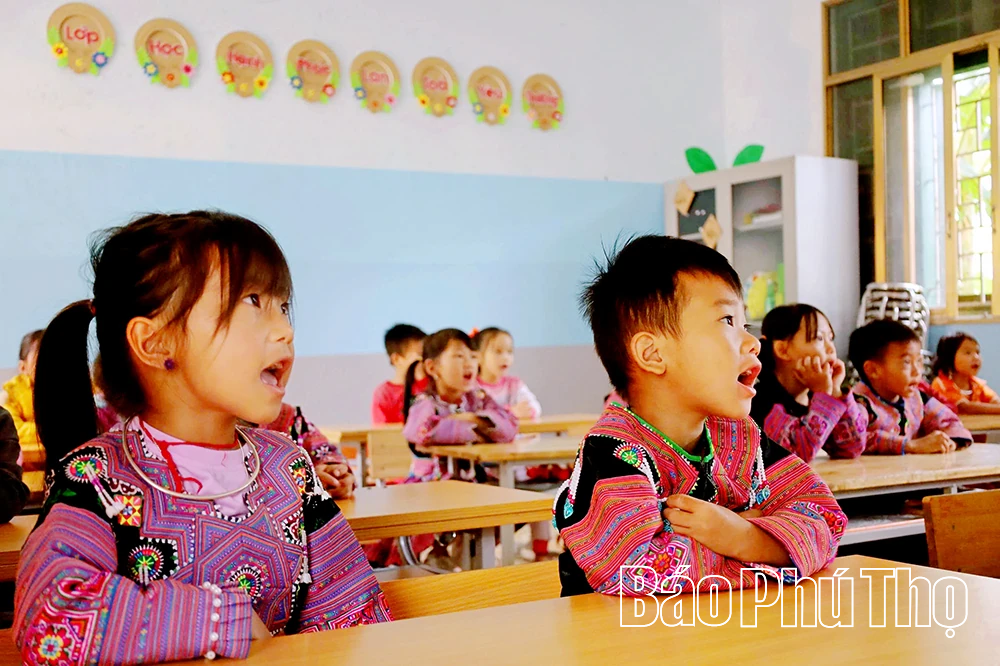 Kỳ 2: Cô giáo người Mông với lớp học “Tiếng Việt cho em”