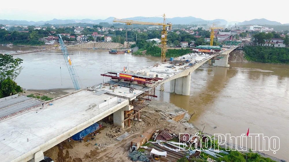 “Vượt nắng, thắng mưa” làm nên kỳ tích