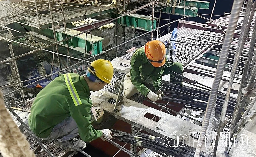 “Vượt nắng, thắng mưa” làm nên kỳ tích