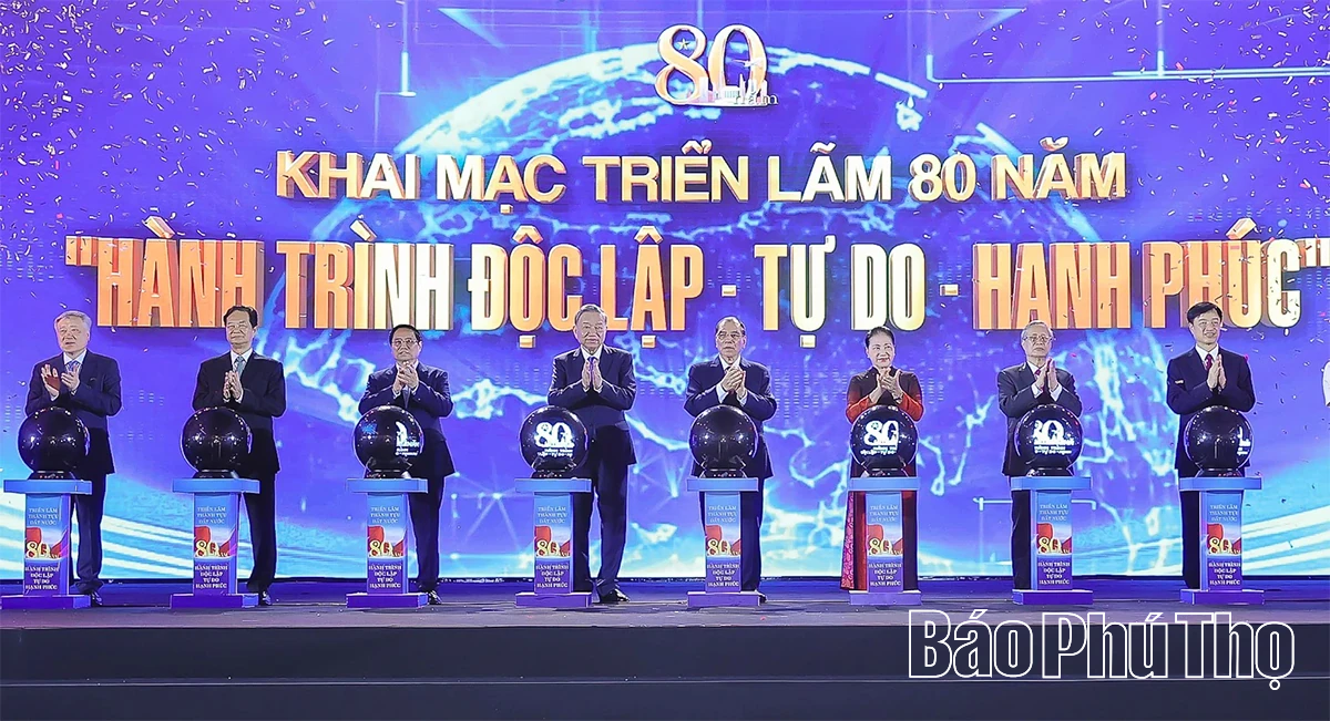 Khai mạc Triển lãm “80 năm hành trình Độc lập - Tự do - Hạnh phúc”
