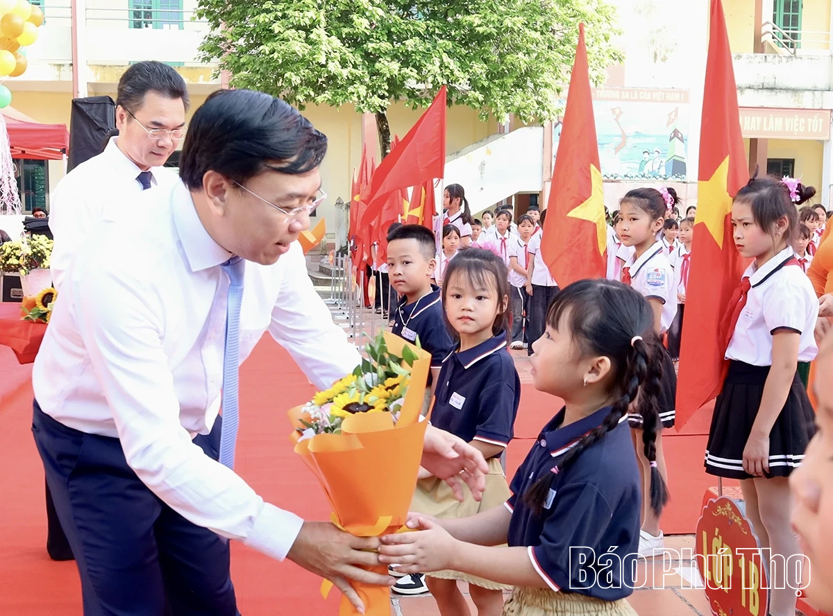 Các trường tổ chức Lễ khai giảng năm học mới 2025 – 2026