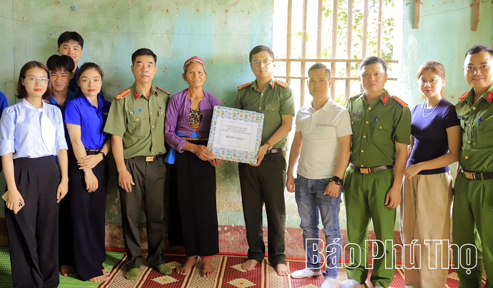 Công an Lạc Sơn - Đơn vị điển hình trong thực hiện công tác dân vận khéo