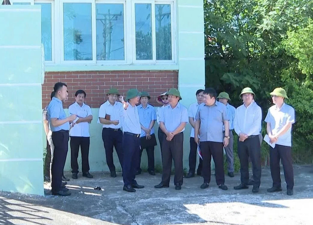 Bí thư Tỉnh ủy Đặng Xuân Phong kiểm tra một số dự án gặp khó khăn, vướng mắc