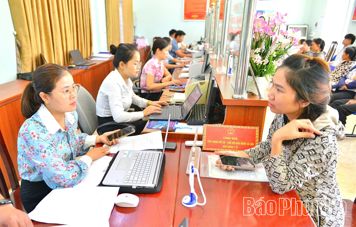 Phó Chủ tịch UBND tỉnh Đinh Công Sứ kiểm tra tình hình hoạt động chính quyền xã Đại Đồng