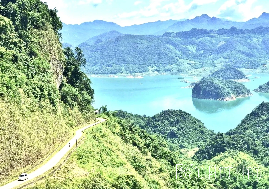 Khám phá “thiên đường” du lịch Ba Khan